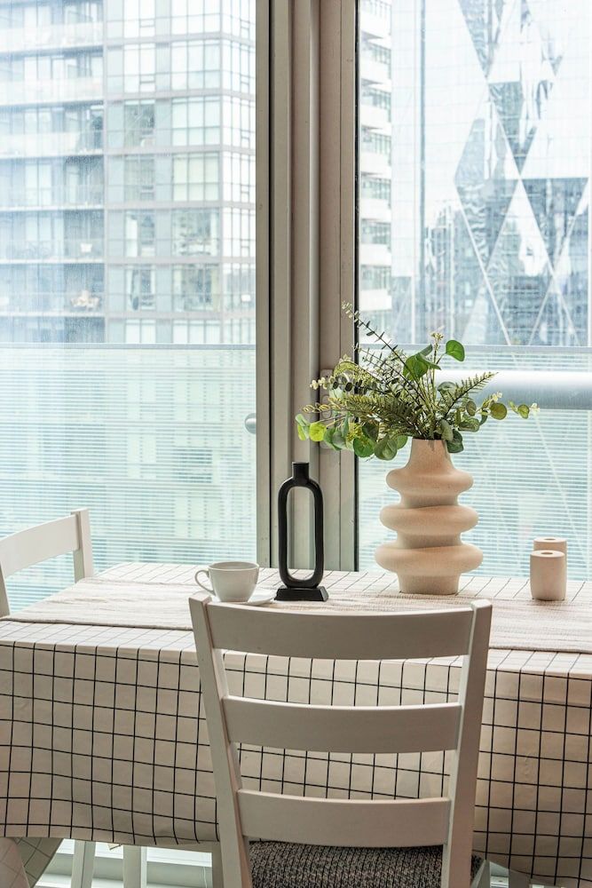 GSuite Express Downtown Toronto Business Condo 16