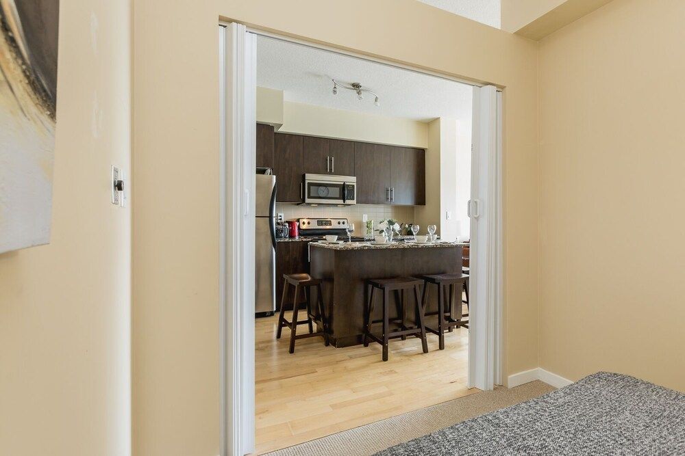 Quickstay - Executive Condo in the Heart of Downtown Executive Apartment 6