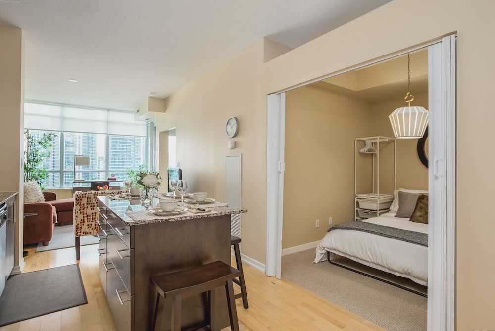 Quickstay - Executive Condo in the Heart of Downtown Executive Apartment 7