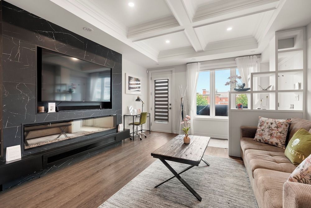 undefined GLOBALSTAY Luxury Townhouse Minutes Away From Waterfront