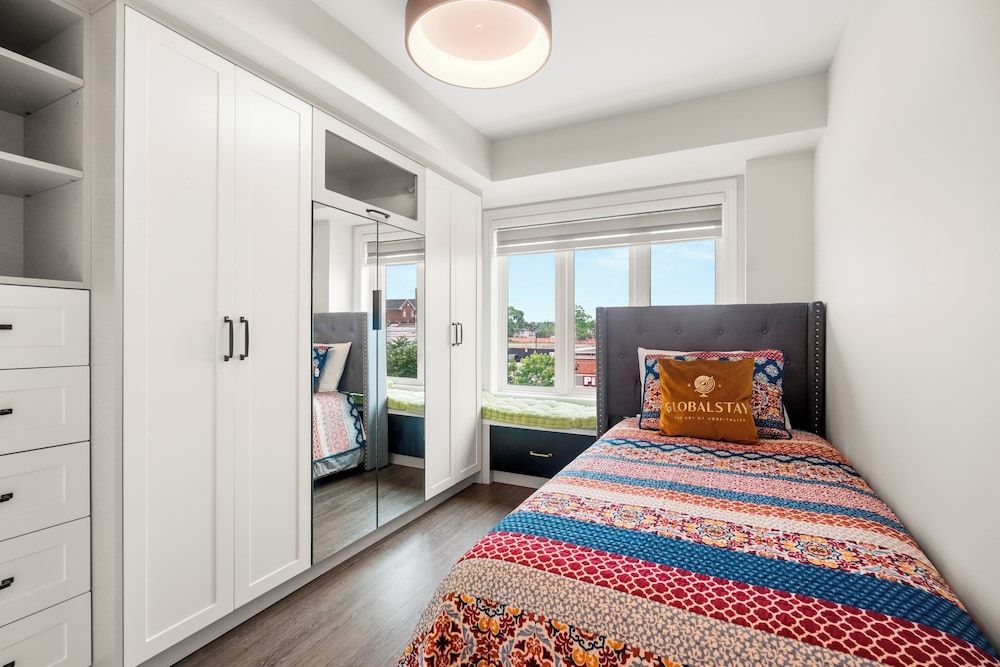 undefined GLOBALSTAY Luxury Townhouse Minutes Away From Waterfront 6