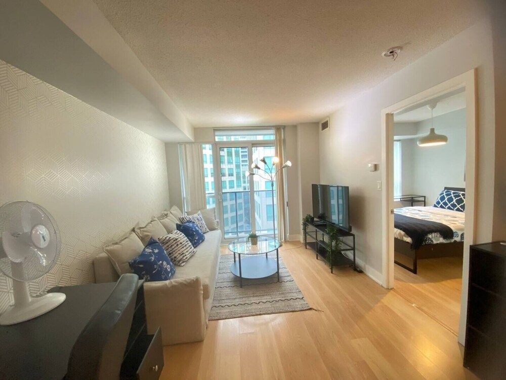 undefined The Bay Suites Rogers Center 9