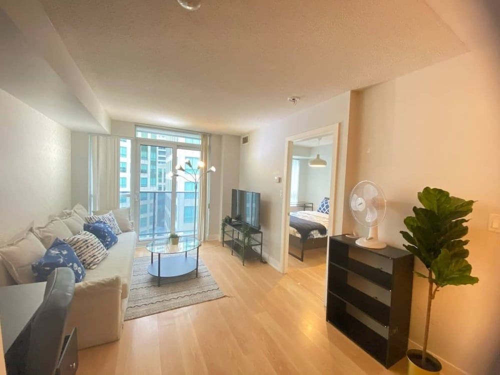 undefined The Bay Suites Rogers Center 8