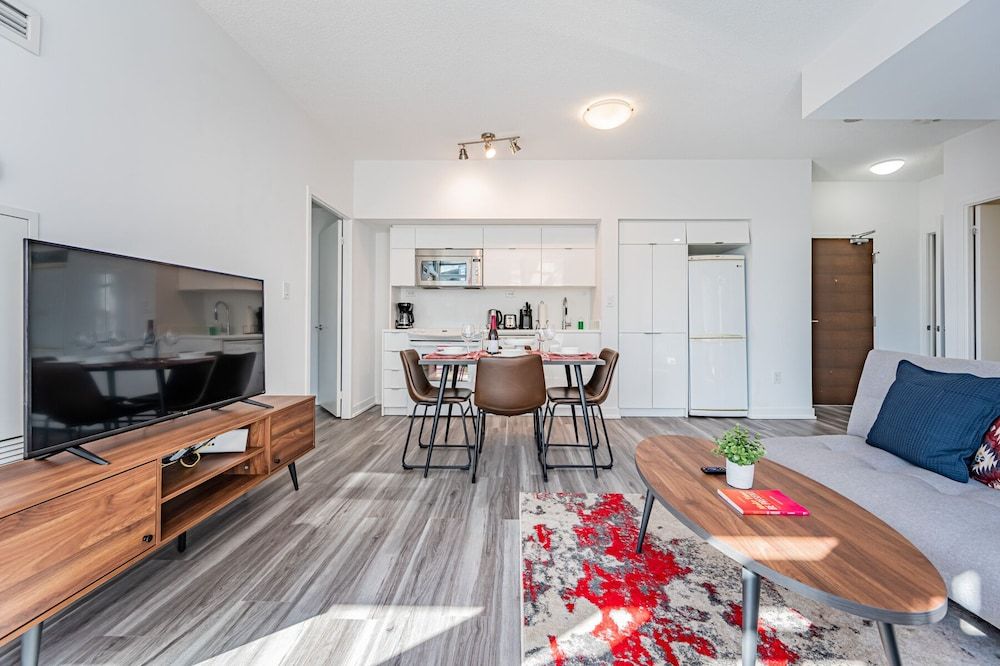 undefined RS Boutique Suites - City Place 10