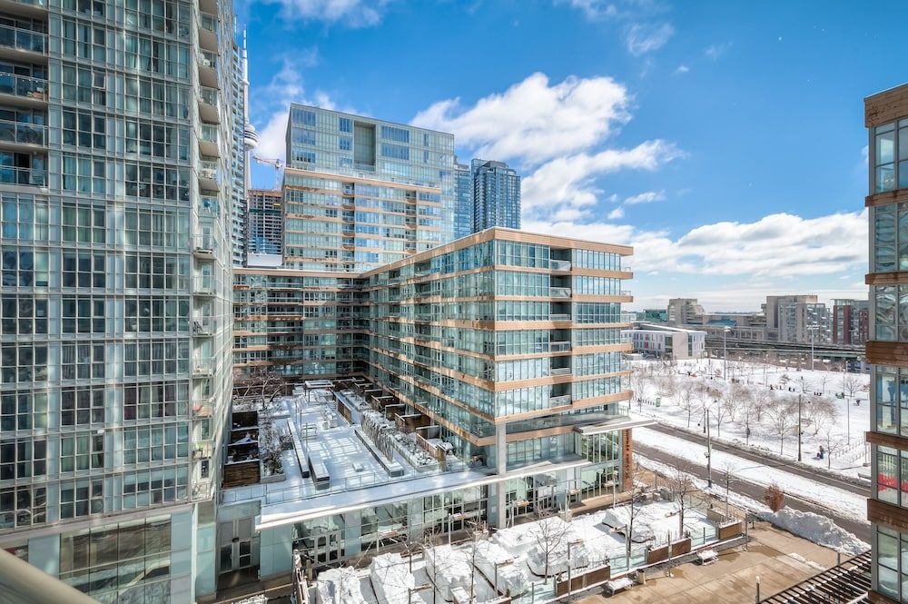 undefined Waterfront Boutique Suites 7