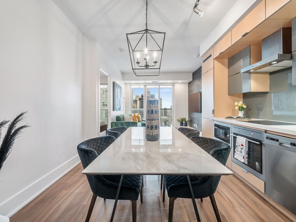 undefined Stallion Suites - Downtown Toronto 8