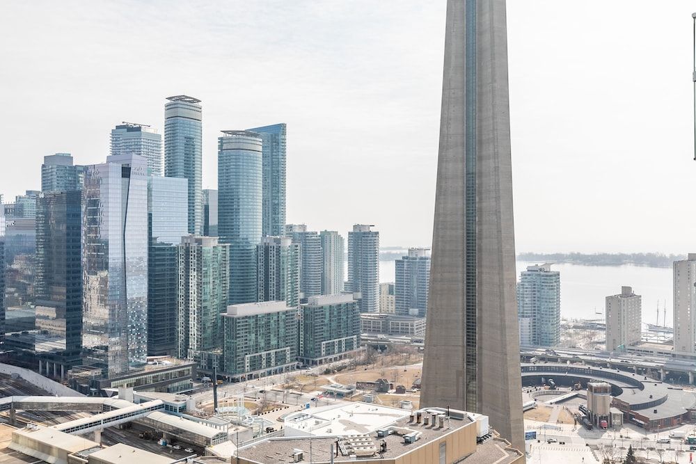 Stallion Suites -  Downtown Toronto Business Suite 24