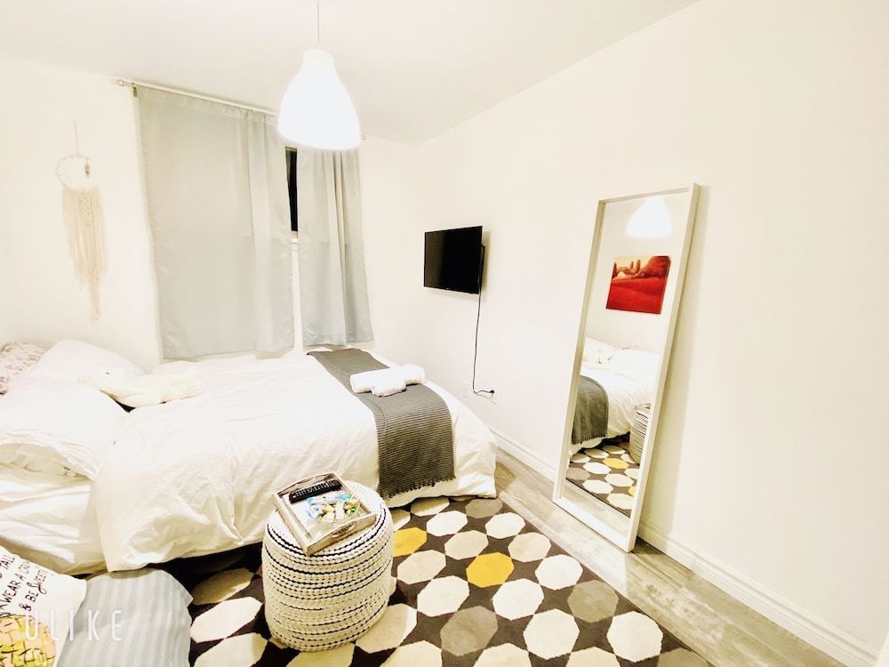 Sunrise Tree Guest House Economy Double Room