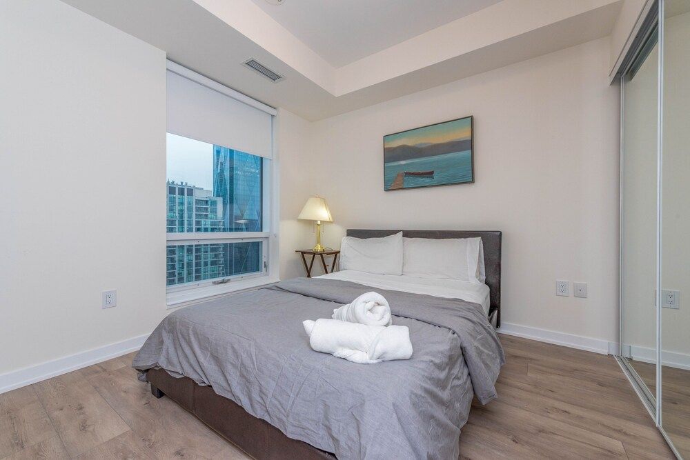 PlanURstay - Harbour Front Toronto Elite Condo 3