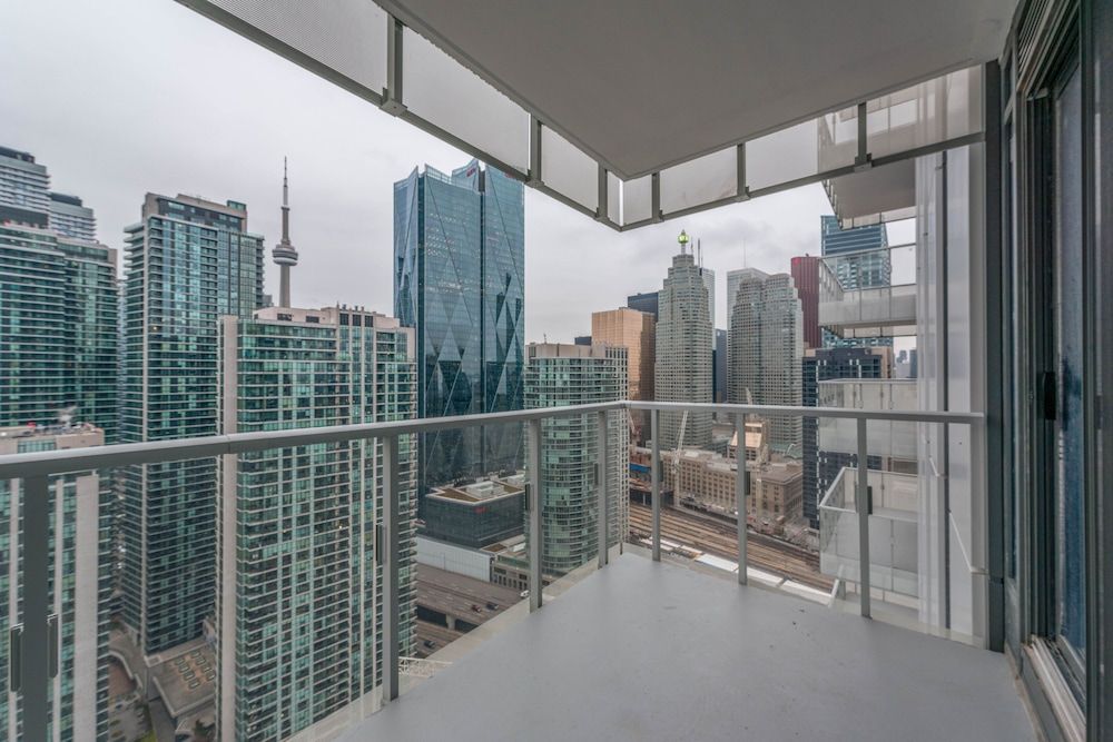 PlanURstay - Harbour Front Toronto Elite Condo 17