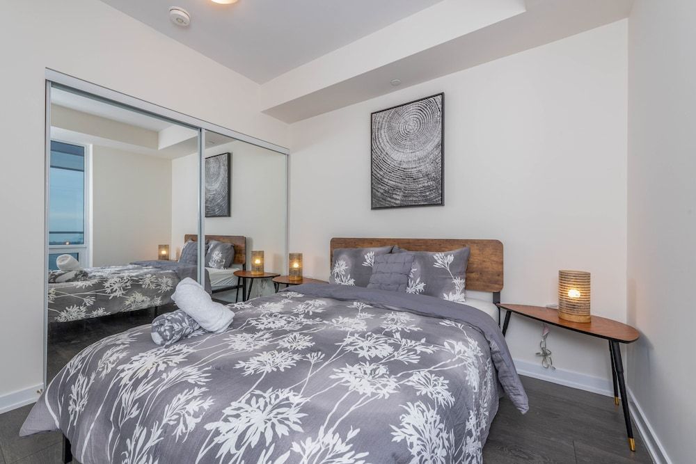 undefined PlanURstay - Harbour Front Toronto 7