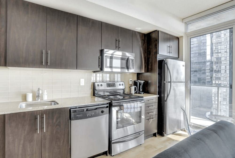 Ike Property Mgmt Comfort Suite 2