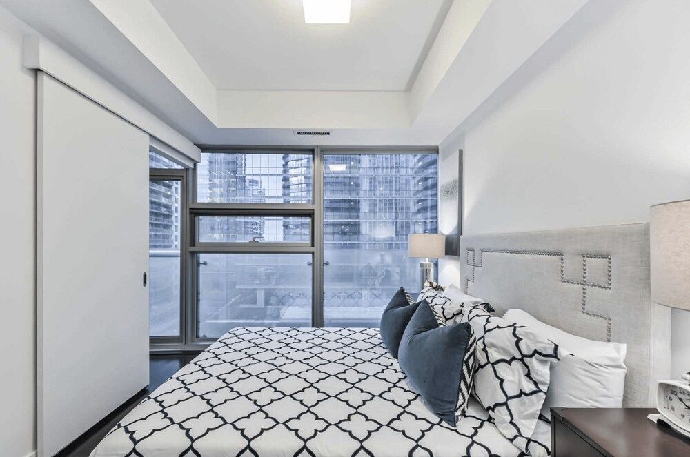 Ike Property Mgmt City Apartment 3