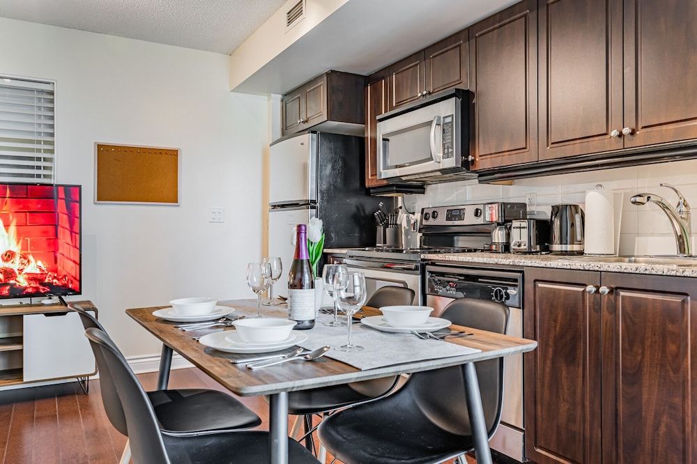 undefined RS Boutique Suites - Fort York 7