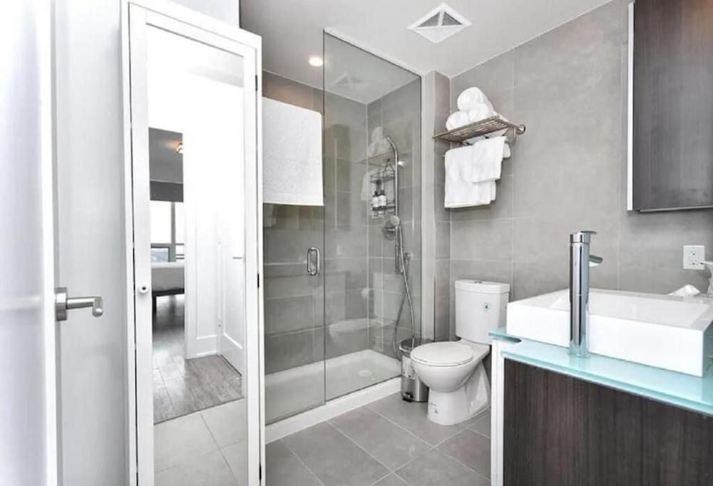 undefined Skyline Suites - Next to MTCC, ACC & CN Tower 8