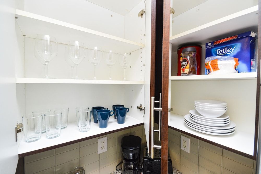 Downtown Toronto near CN Tower Luxury Condo 11