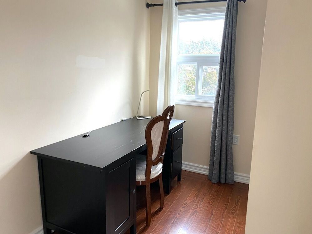 undefined Cozy Private Bedroom Walk To Kennedy Stn 10