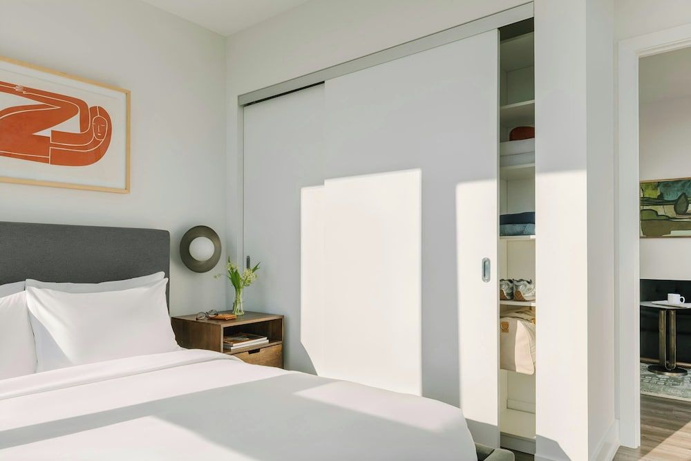 undefined Sonder by Marriott Bonvoy Artesa Apartments West Queen West 9