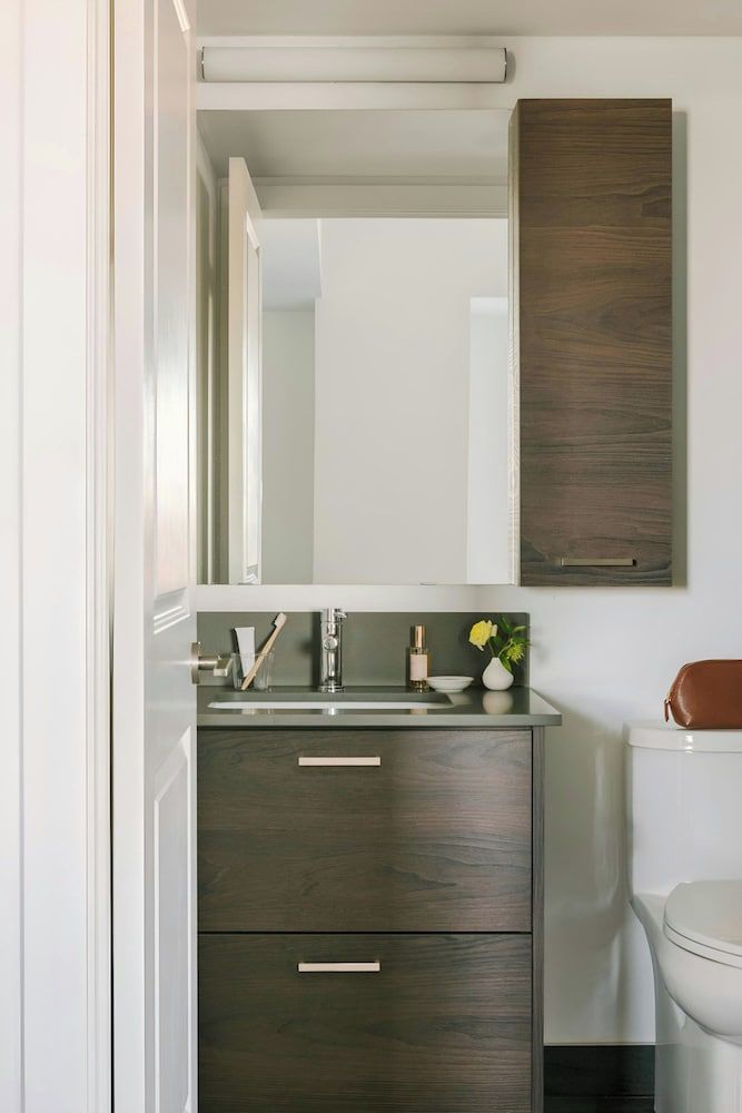 Sonder by Marriott Bonvoy Artesa Apartments West Queen West Apartment, 1 Bedroom, Balcony, City View 6