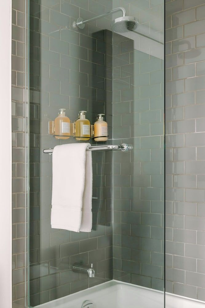 Sonder by Marriott Bonvoy Artesa Apartments West Queen West Apartment, 1 Bedroom, Balcony, City View 5