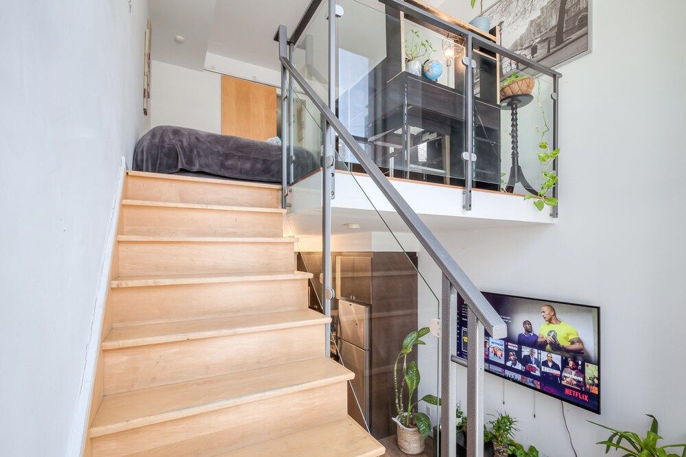 1 Shaw St Loft Suites Executive Loft 21