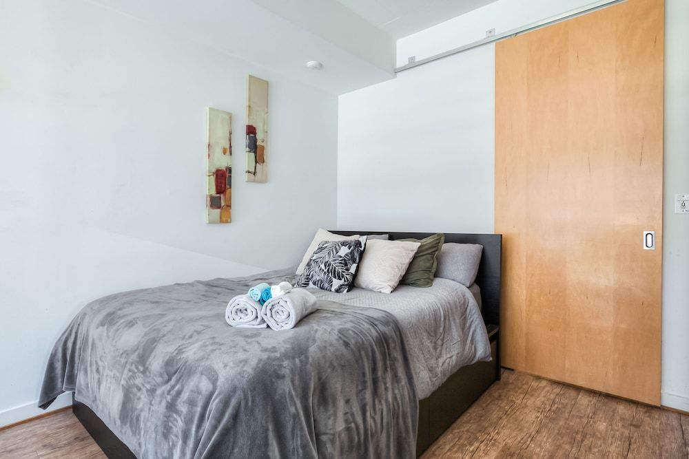 undefined 1 Shaw St Loft Suites 5