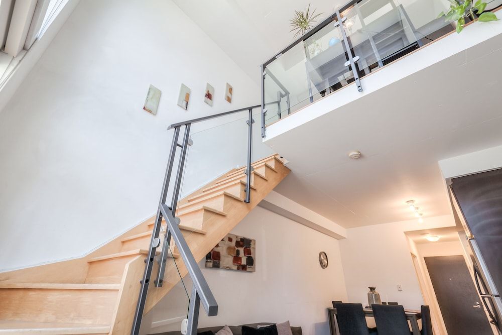 1 Shaw St Loft Suites Executive Loft 19