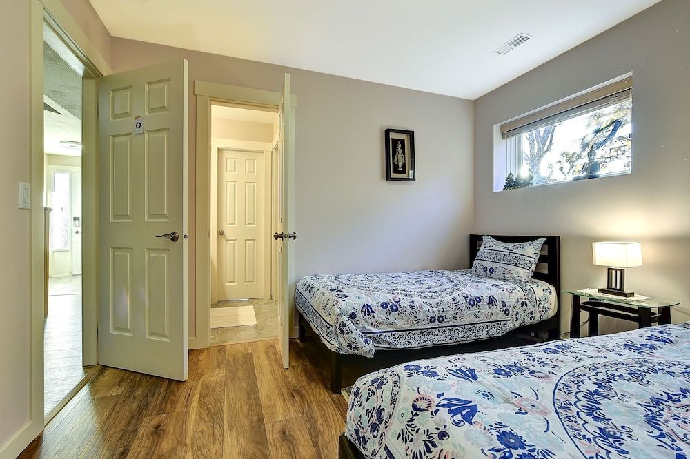 Family Room, Multiple Beds