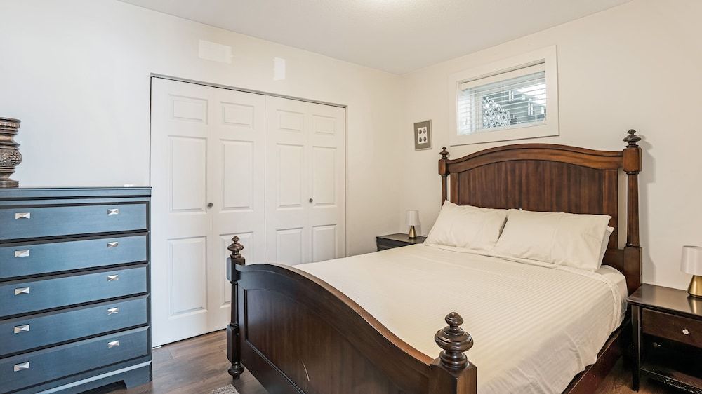 Apartment (2 Bedrooms)