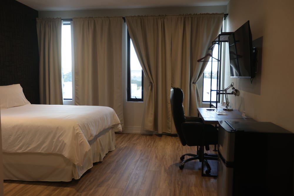 undefined Dream Suites 7