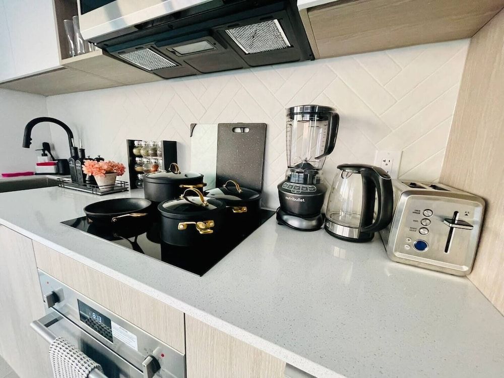 undefined Waterfront York Blvd 8