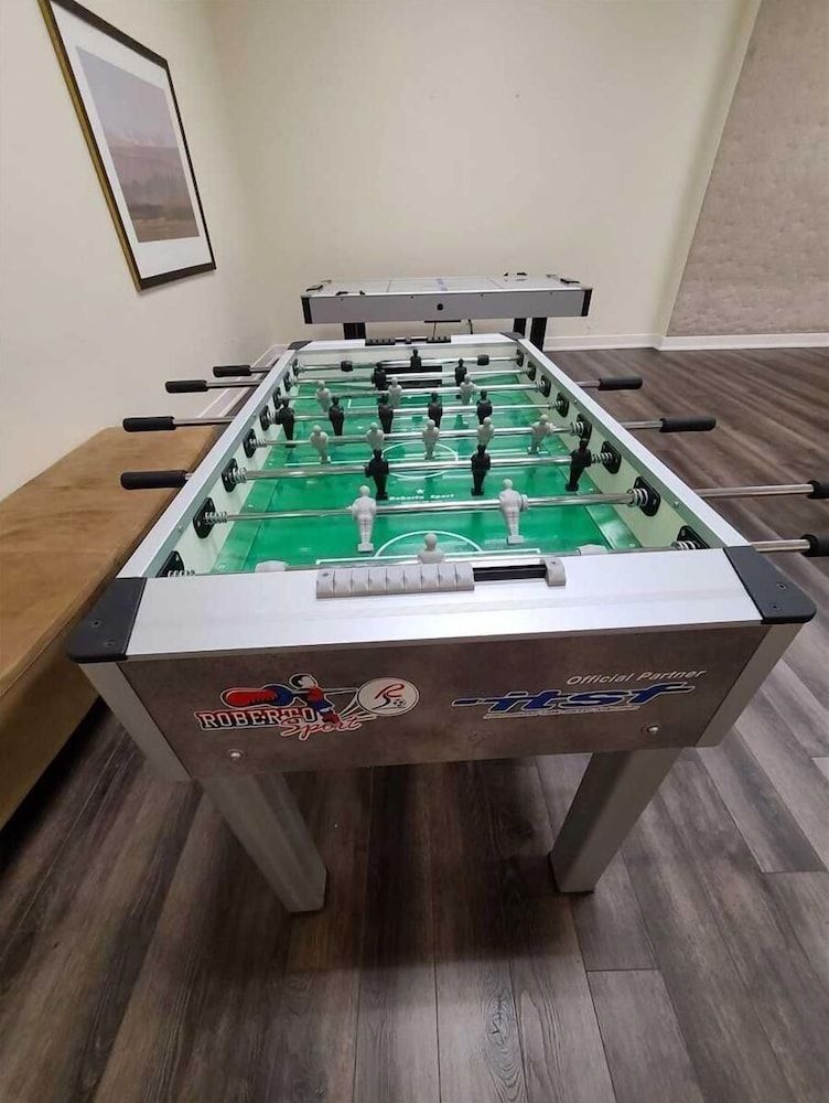 undefined Waterfront York Blvd 10