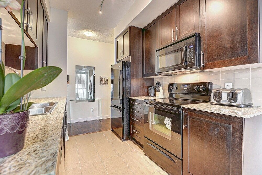 undefined Pathway Luxury Suites - 4099 Brickstone 3