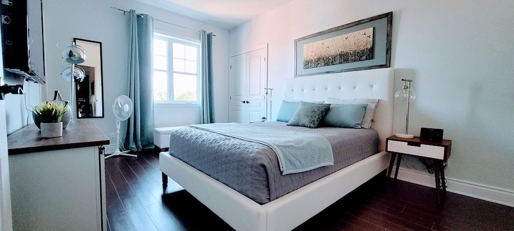 Champlain Condo 202