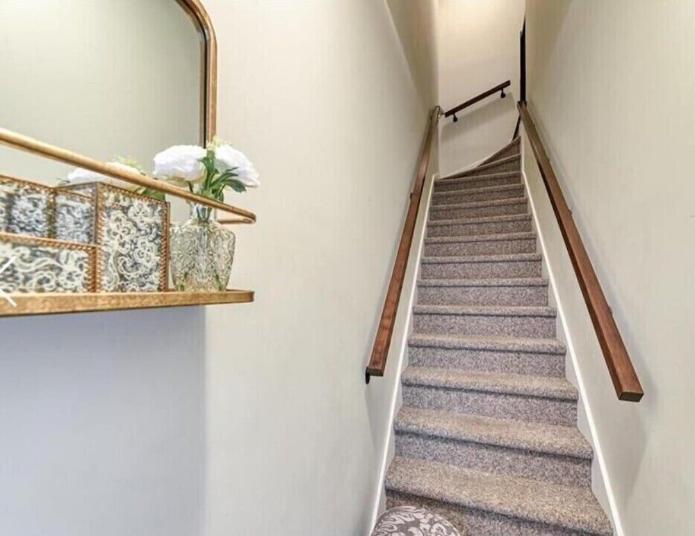 Champlain Condo 202