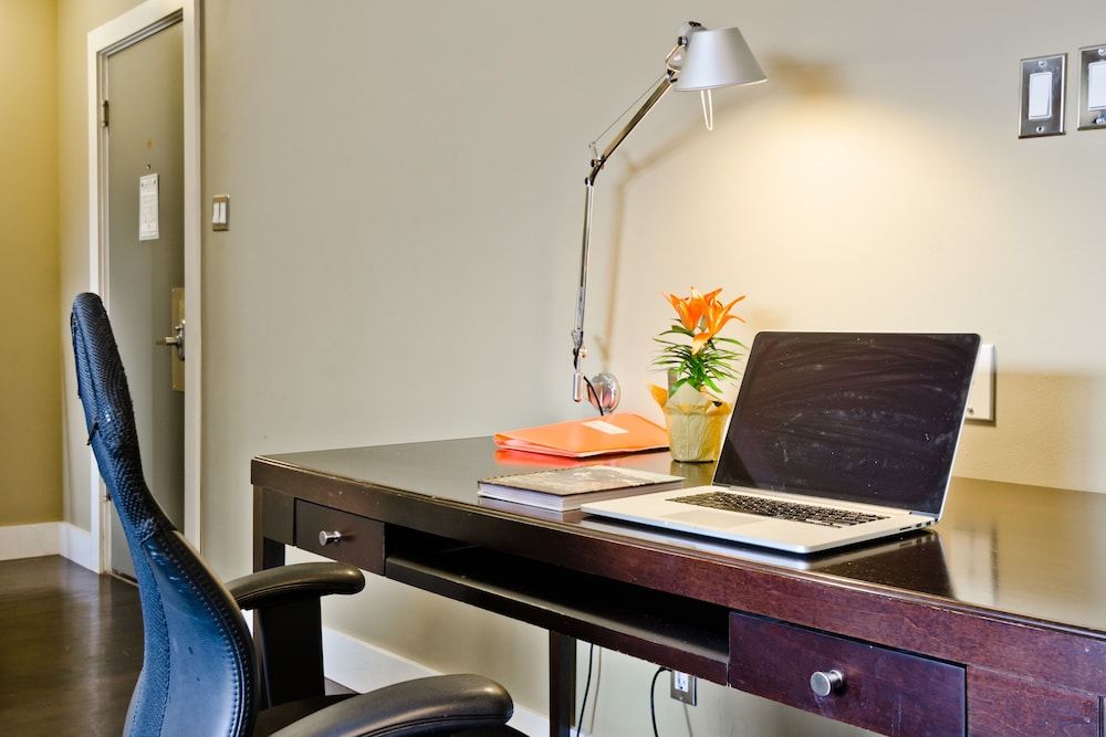 In-Room Business Center