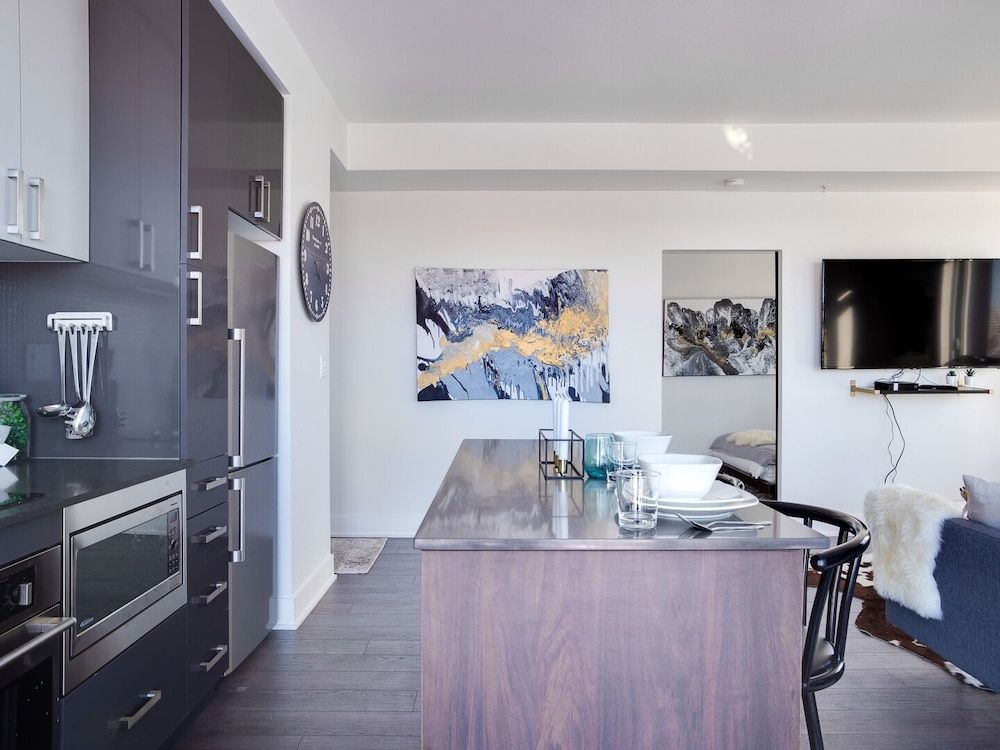 undefined Sweeping Views Luxury 2BR Suite 6