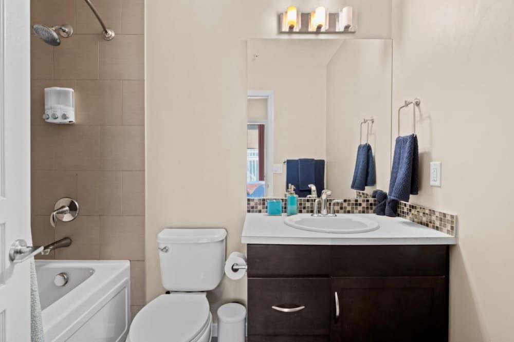 Modern Calgary Apartments - Calgary 1320 1St SE 1503 P4 2Bd 2bath Apartment 16