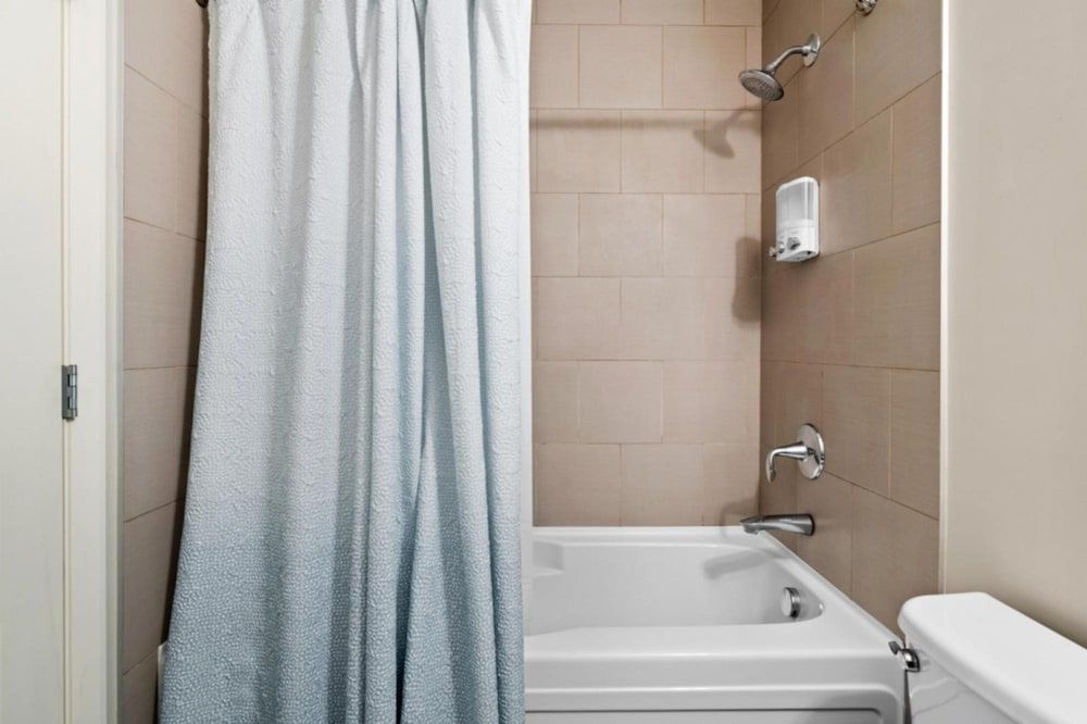Modern Calgary Apartments - Calgary 1320 1St SE 1503 P4 2Bd 2bath Apartment 18
