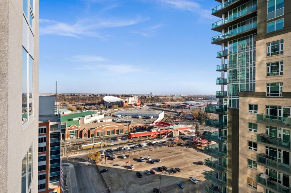 Modern Calgary Apartments - Calgary 1320 1St SE 1503 P4 2Bd 2bath Apartment 14