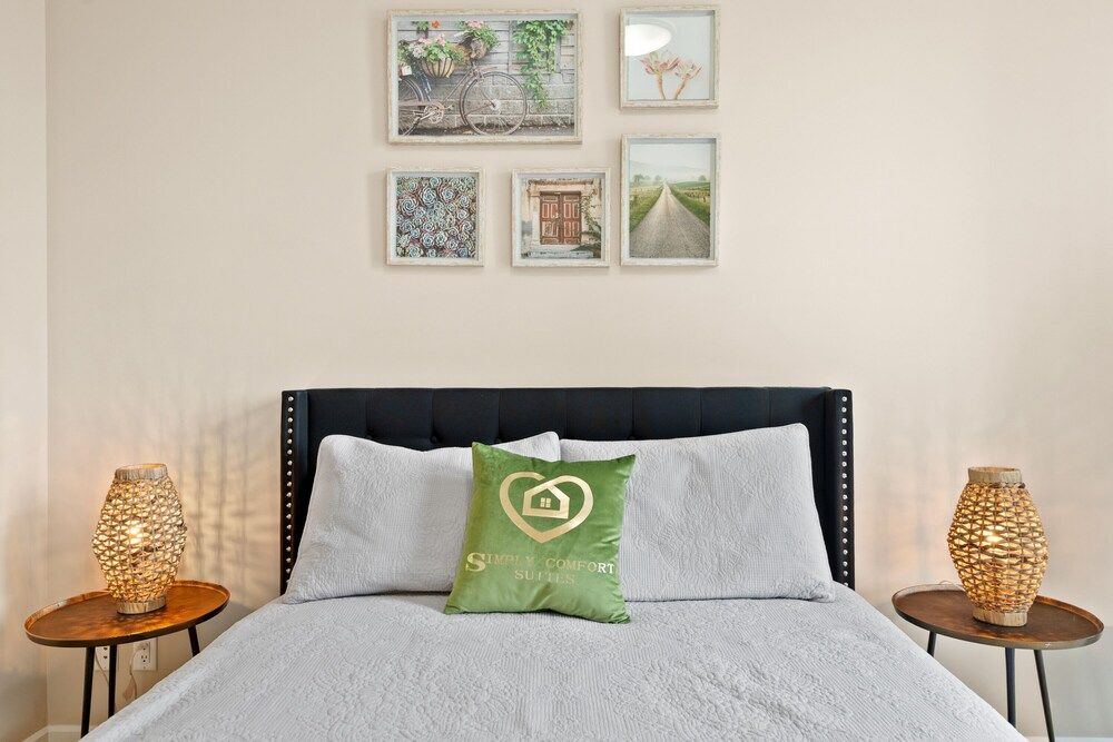 undefined Marvelous Calgary Apartment 7