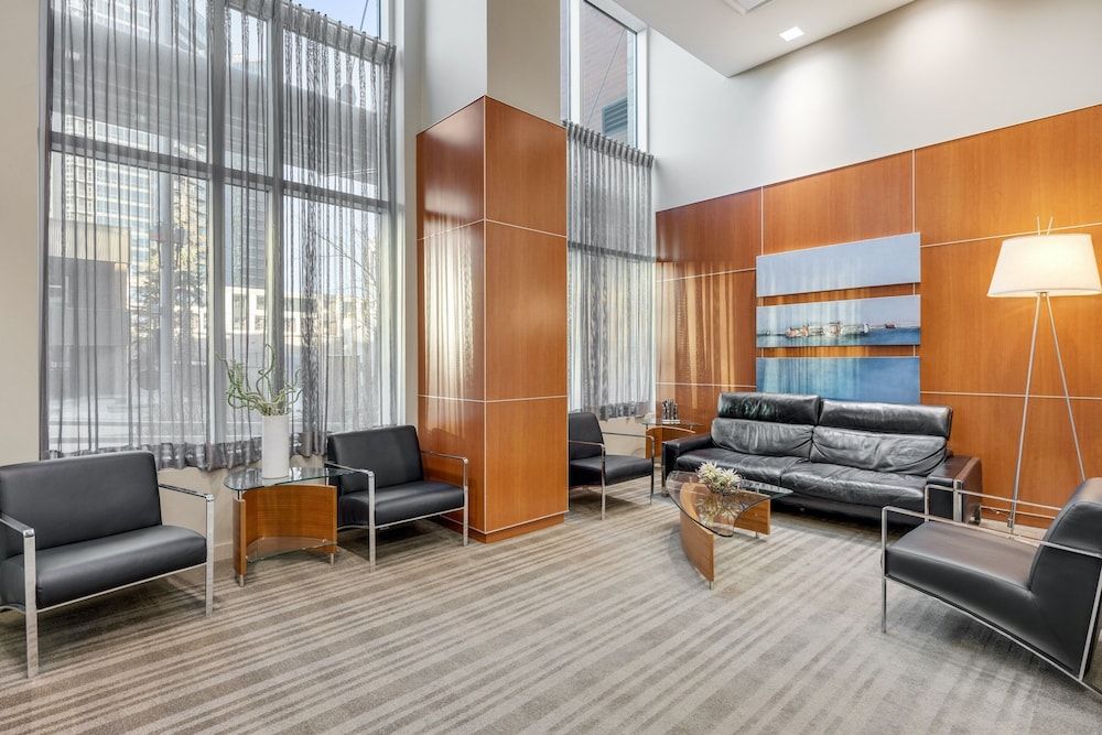 undefined Marvelous Calgary Apartment 2