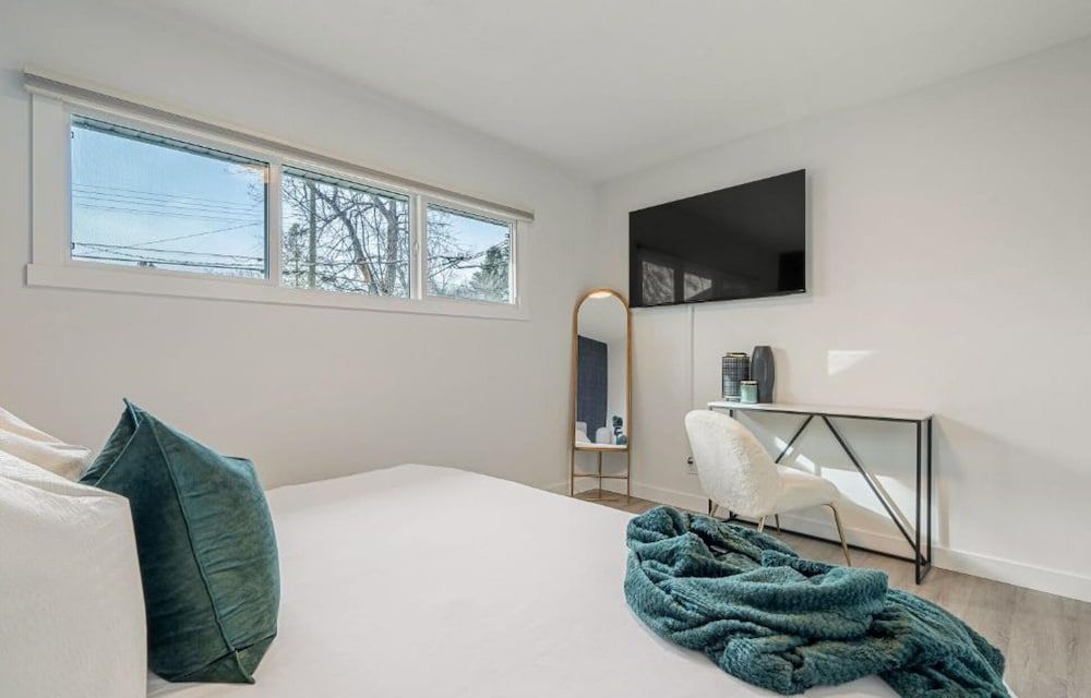 undefined The Fern No Service Fees Close 2 Chinook Mall 3