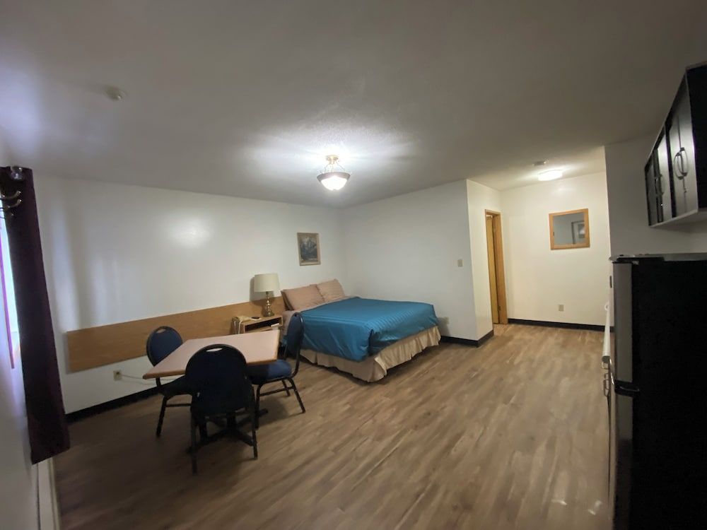 Mountain View Motel Basic Single Room