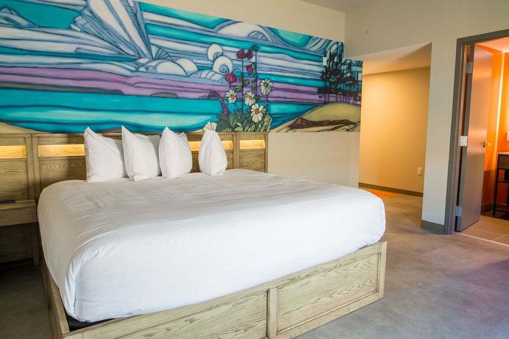 The Arts Hotel King Room