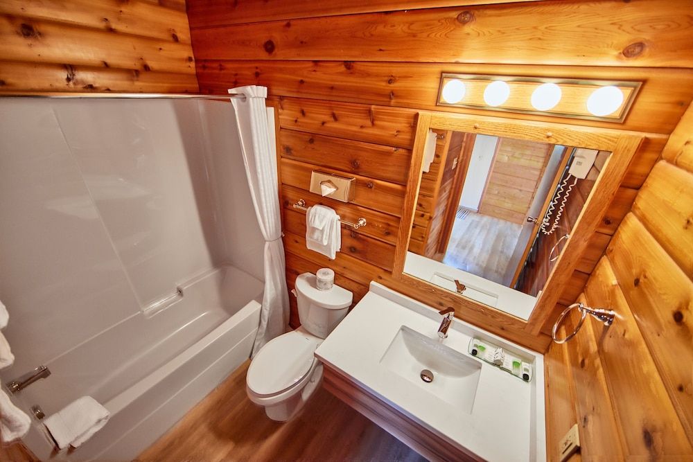 undefined Jasper House Bungalows 8