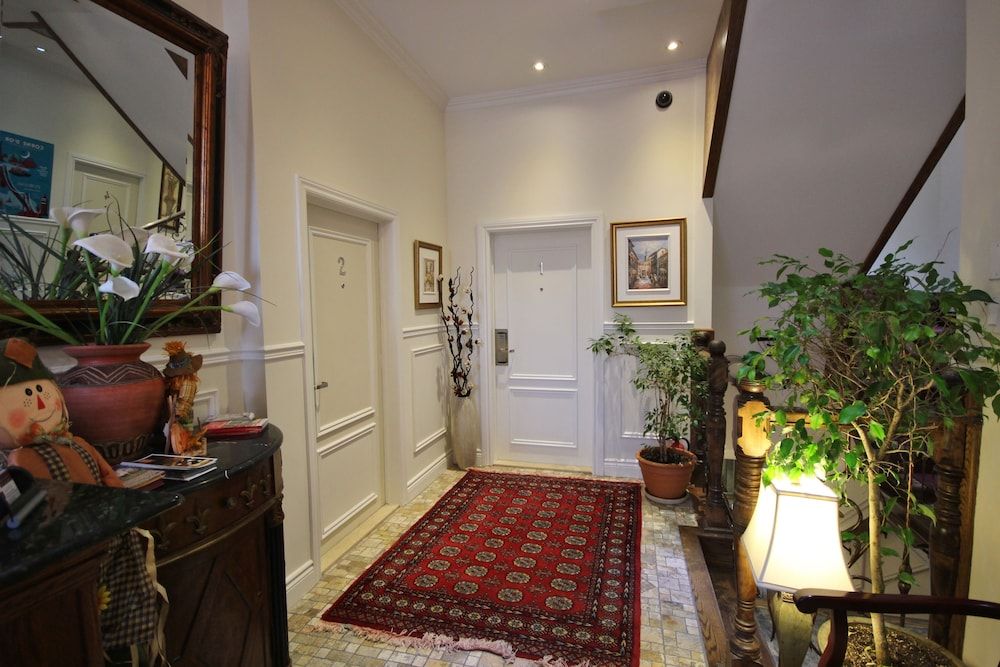 undefined Parc Suites Hotel 5