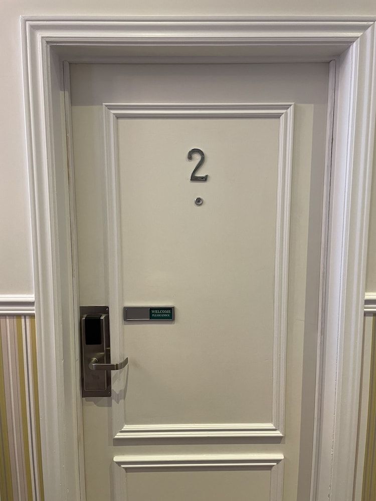 undefined Parc Suites Hotel 2