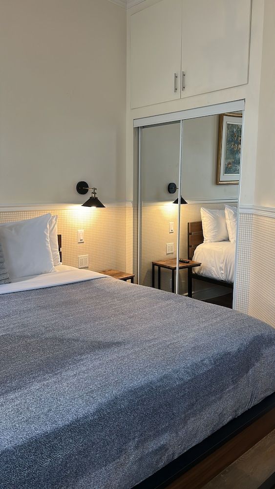 undefined Parc Suites Hotel 9