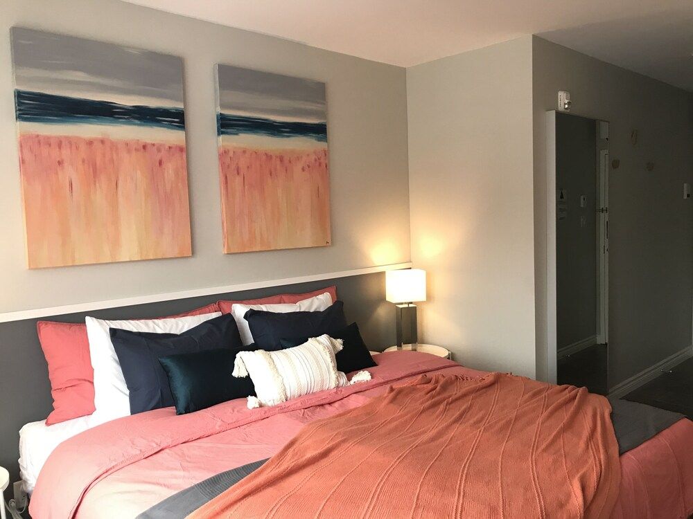 undefined Hotel Rosemont 9